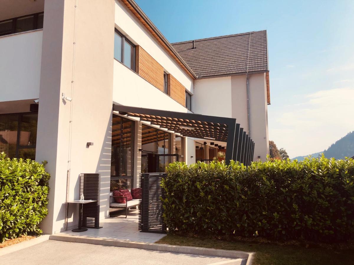 Hotel Na Vasi Restavracija In Prenocisca Škofja Loka Exterior foto