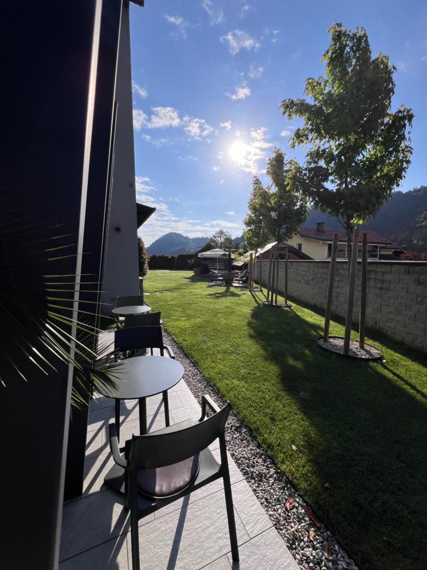 Hotel Na Vasi Restavracija In Prenocisca Škofja Loka Exterior foto